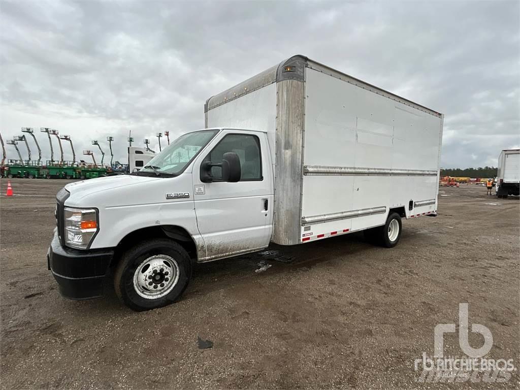 Ford E350 Панельні фургони