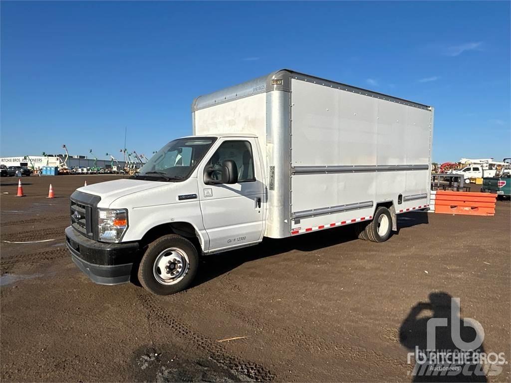 Ford E350 Панельні фургони