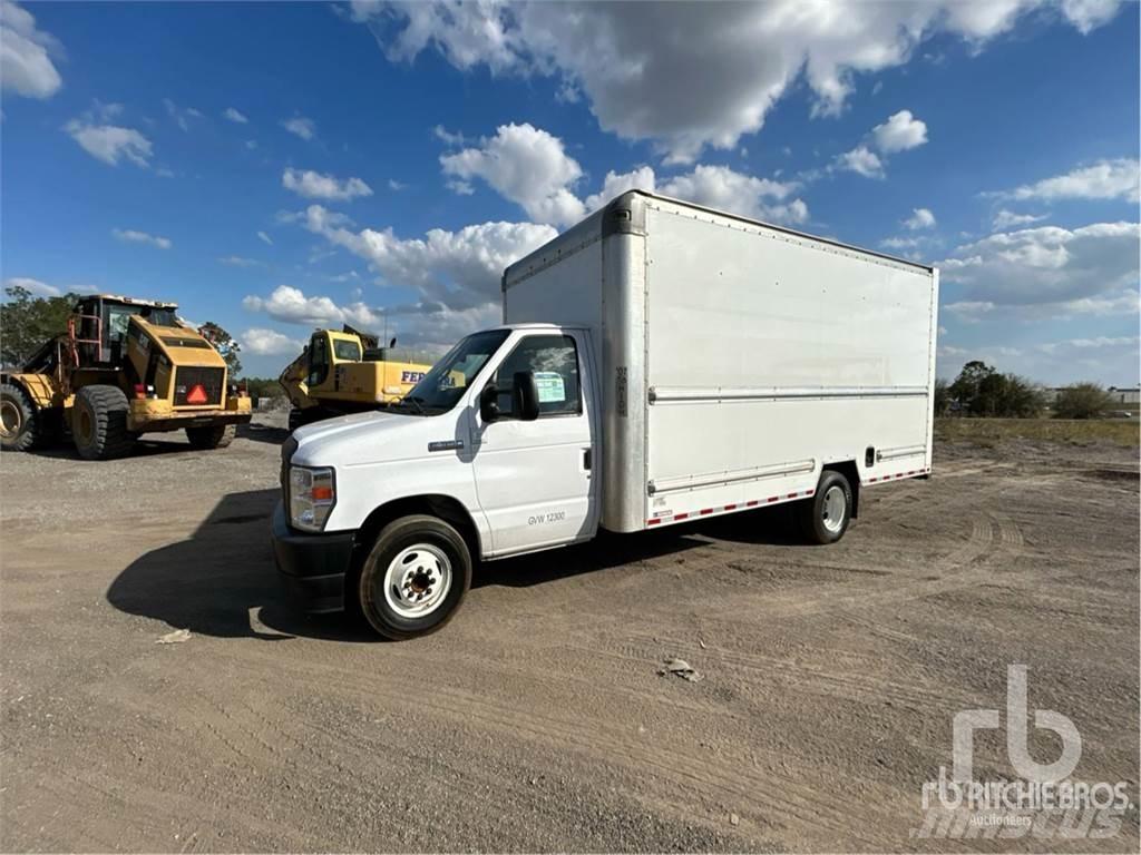 Ford E350 Панельні фургони