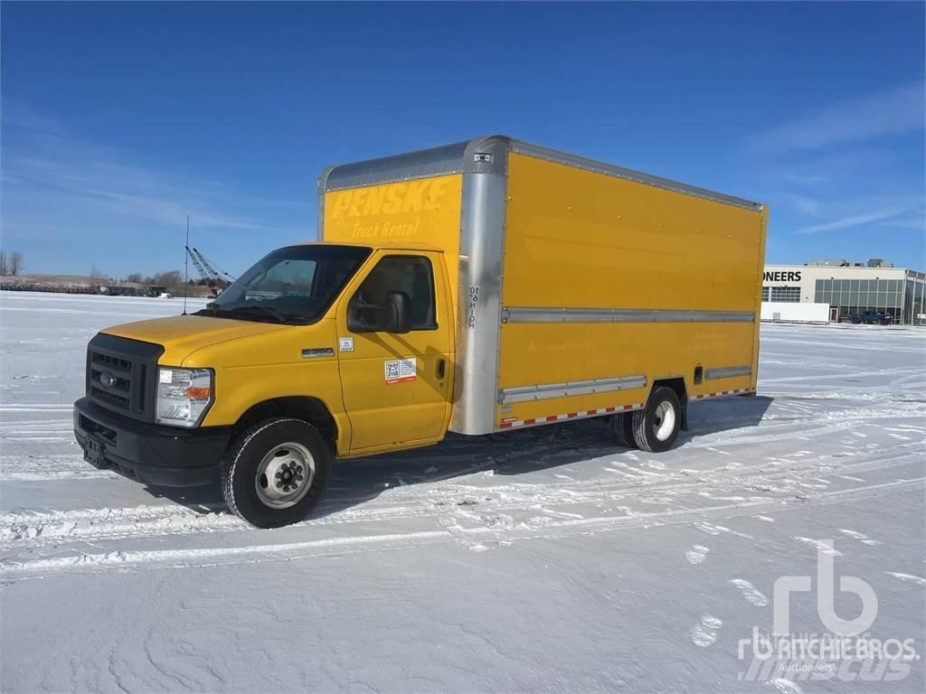 Ford E350 Панельні фургони