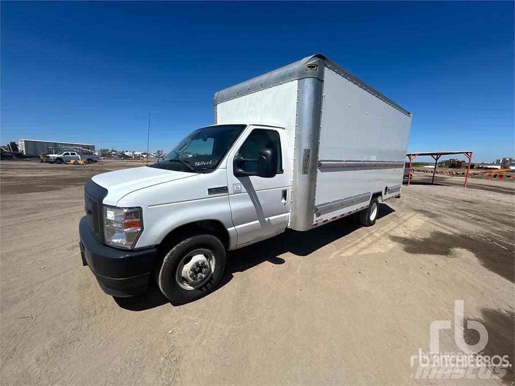 Ford E350 Панельні фургони