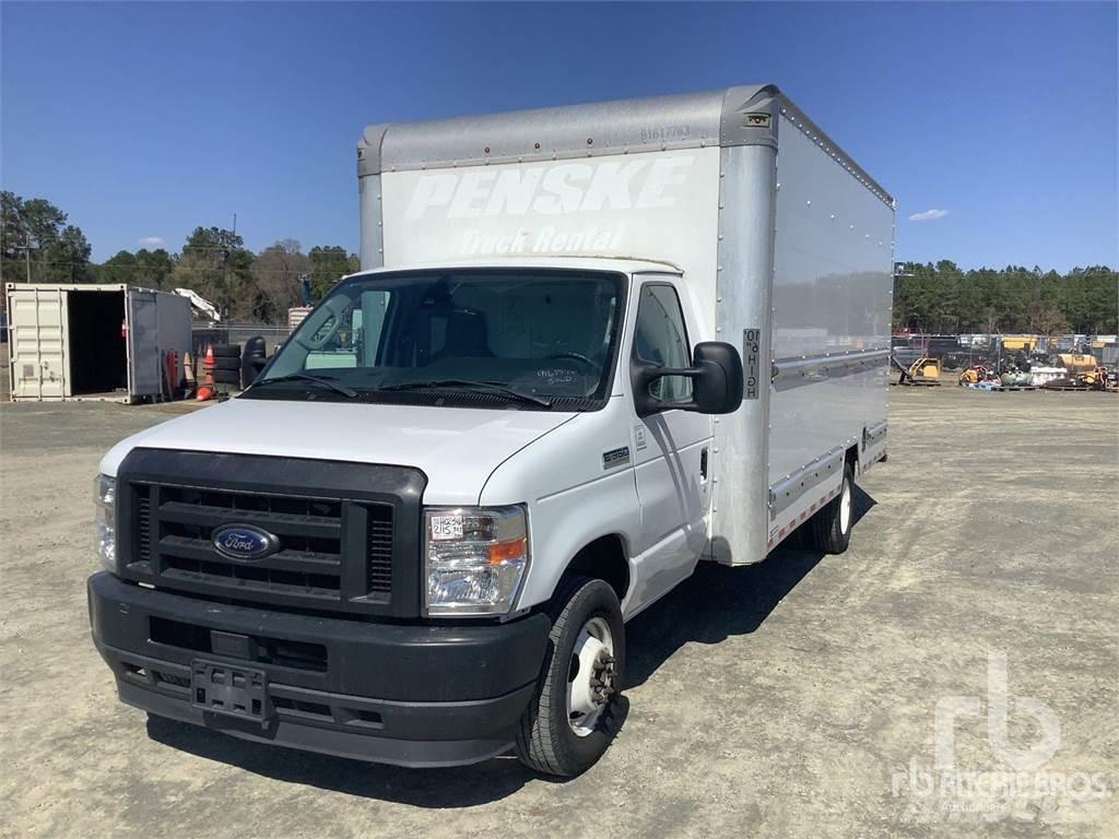 Ford E350 Панельні фургони