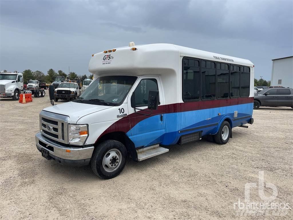 Ford E450 Міжміські автобуси