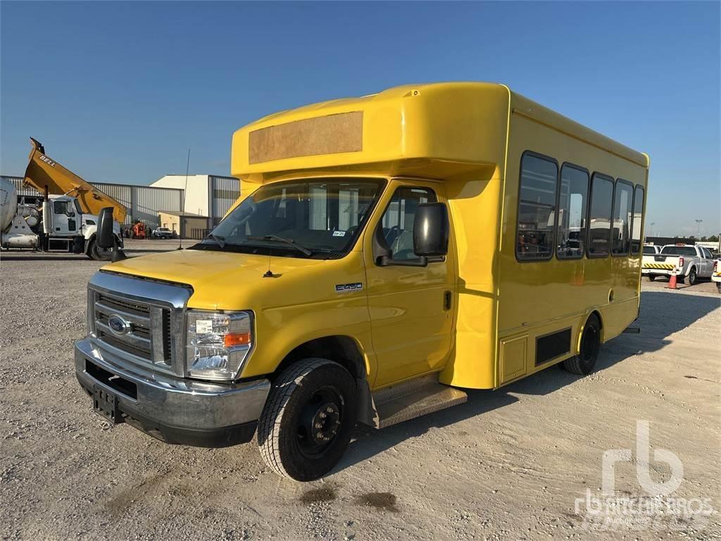 Ford E450 Міжміські автобуси