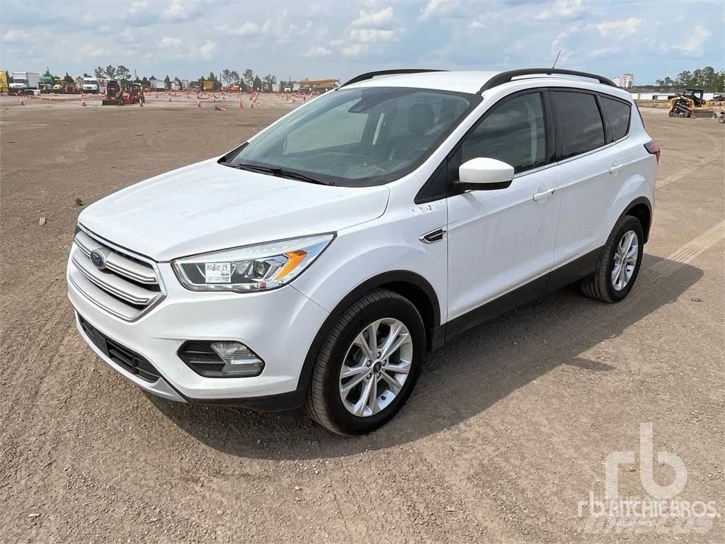 Ford ESCAPE Пікапи / Бічне розвантаження