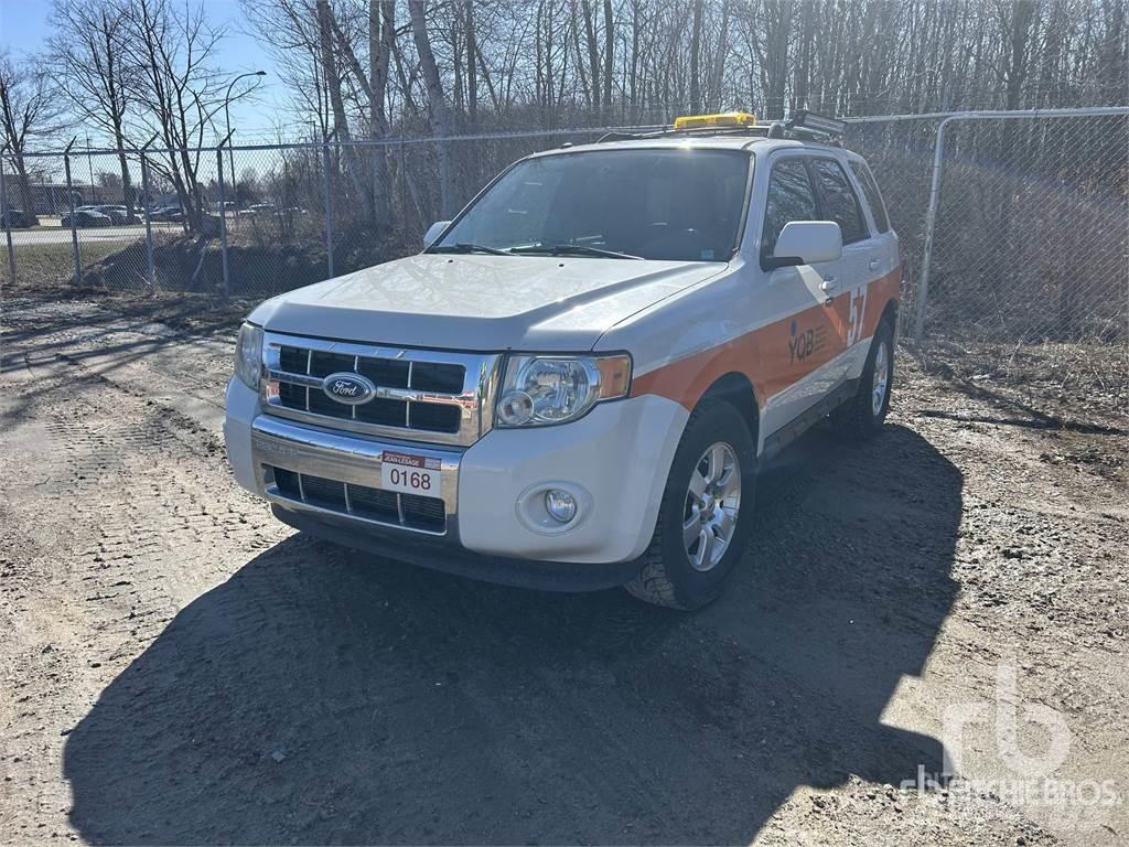 Ford ESCAPE Пікапи / Бічне розвантаження