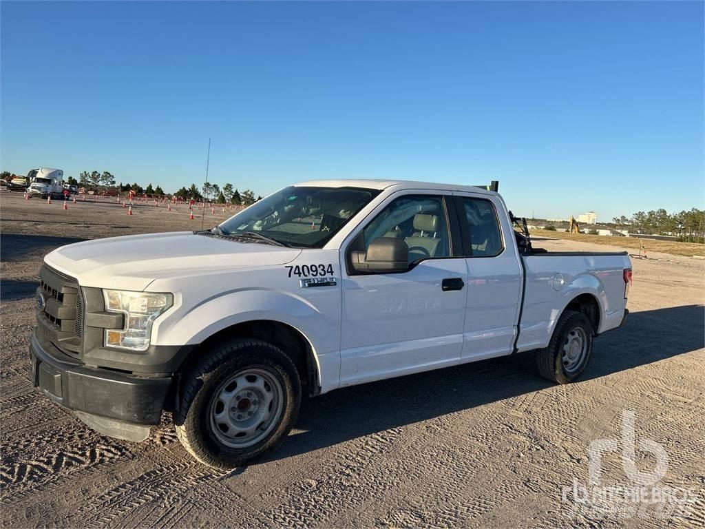 Ford F-150 Пікапи / Бічне розвантаження