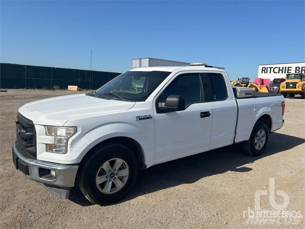 Ford F-150 Пікапи / Бічне розвантаження
