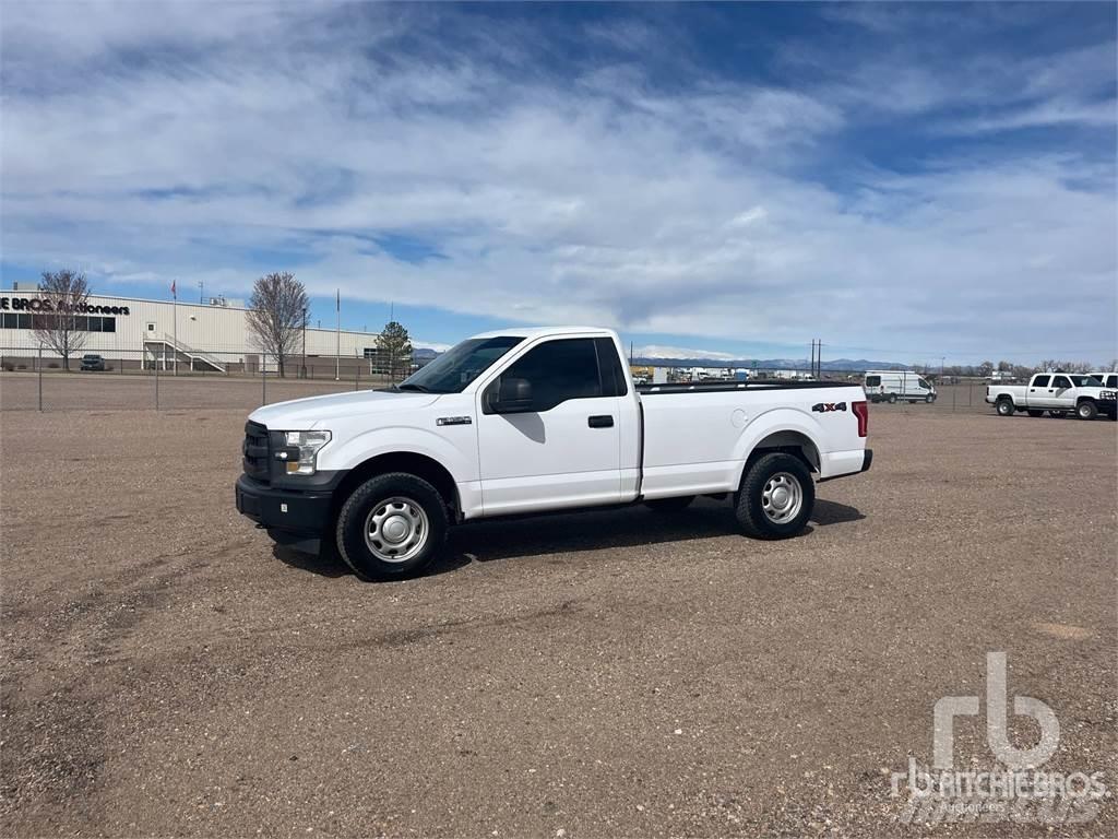 Ford F-150 Пікапи / Бічне розвантаження