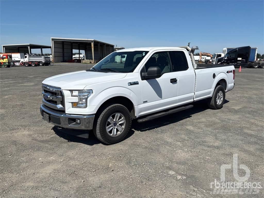 Ford F-150 Пікапи / Бічне розвантаження