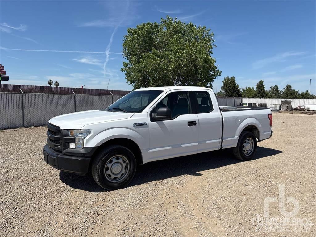 Ford F-150 Пікапи / Бічне розвантаження