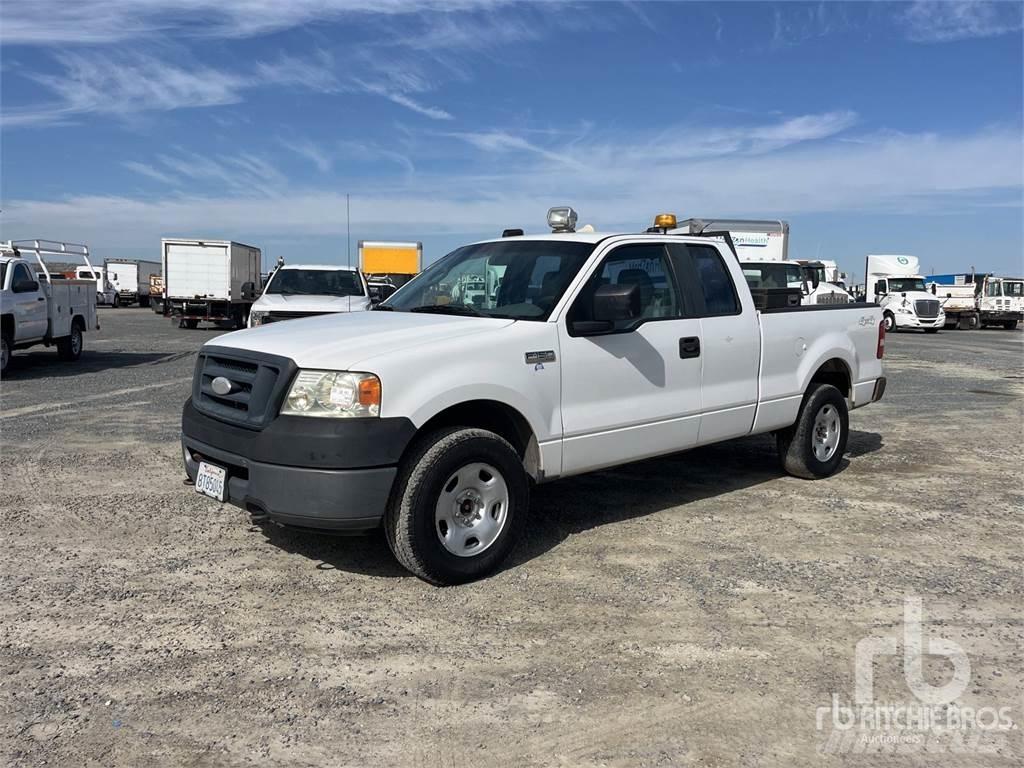 Ford F-150 Пікапи / Бічне розвантаження