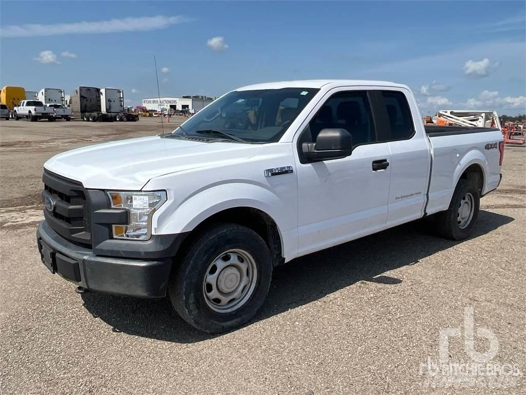 Ford F-150 Пікапи / Бічне розвантаження