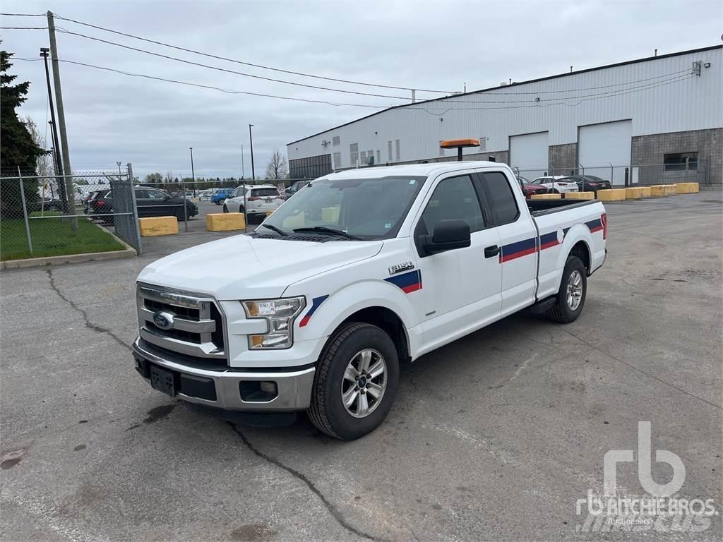 Ford F-150 Пікапи / Бічне розвантаження