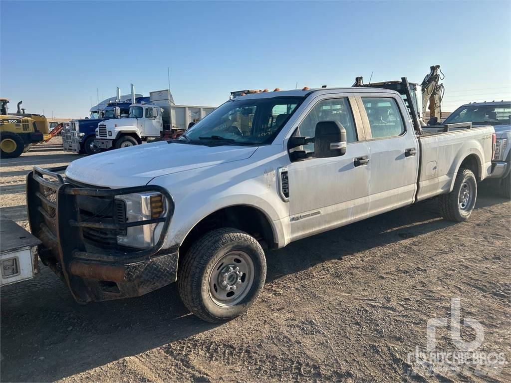 Ford F-250 Пікапи / Бічне розвантаження