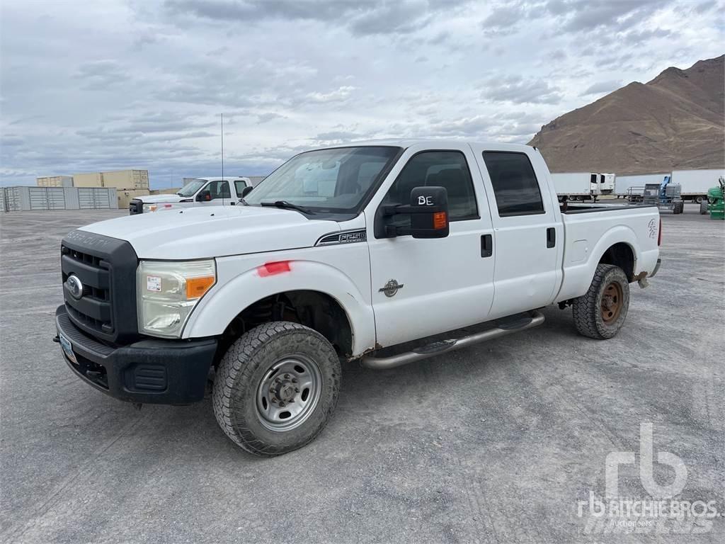 Ford F-250 Пікапи / Бічне розвантаження