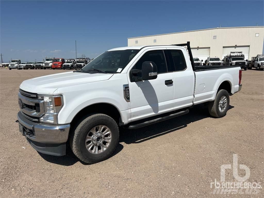 Ford F-250 Пікапи / Бічне розвантаження