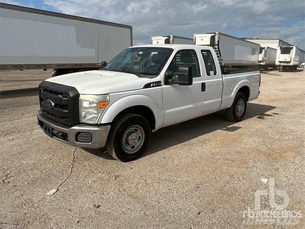 Ford F-250 Пікапи / Бічне розвантаження