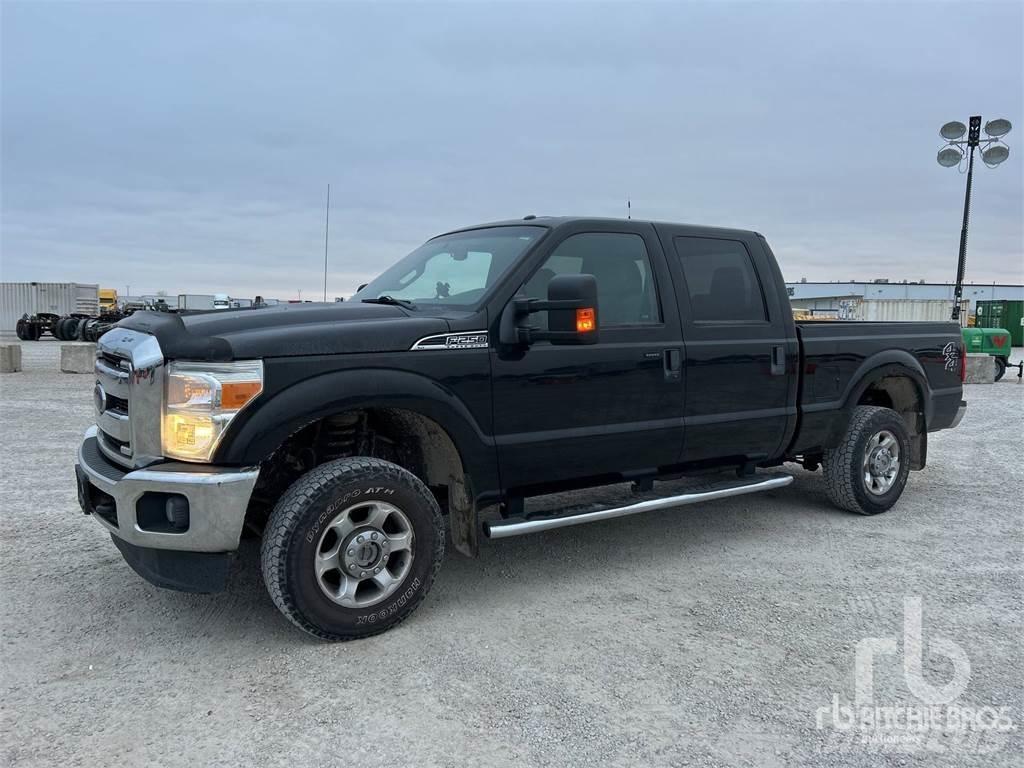 Ford F-250 Пікапи / Бічне розвантаження