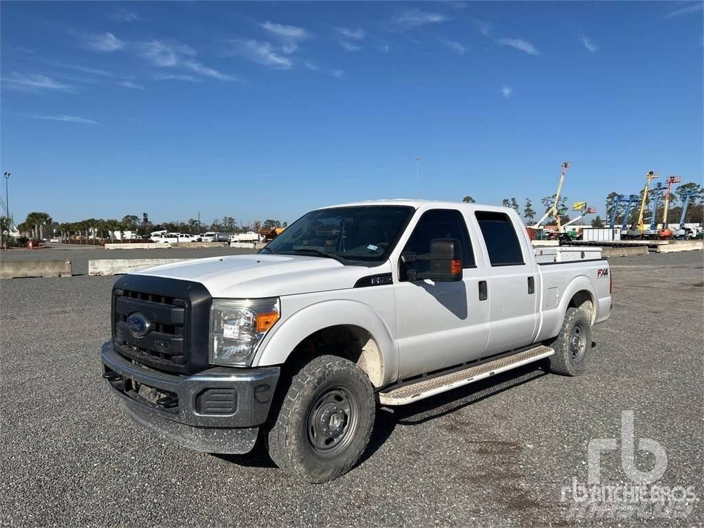 Ford F-250 Пікапи / Бічне розвантаження