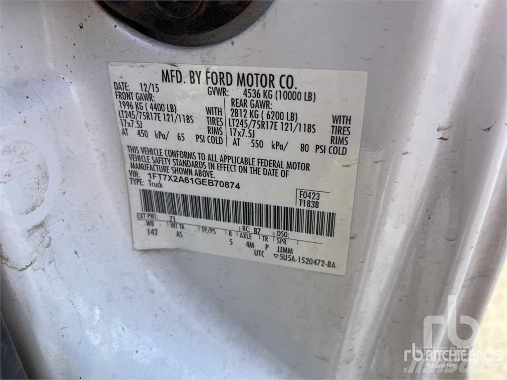 Ford F-250 Пікапи / Бічне розвантаження