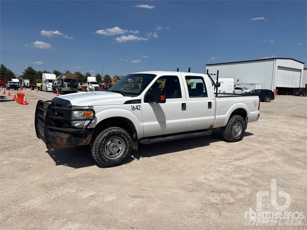 Ford F-250 Пікапи / Бічне розвантаження