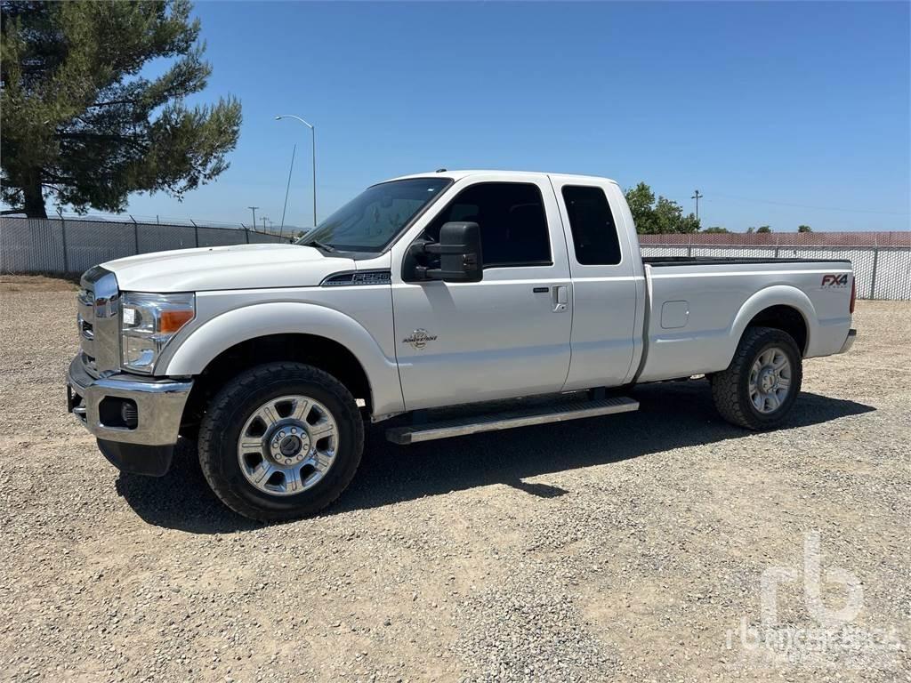 Ford F-250 Пікапи / Бічне розвантаження