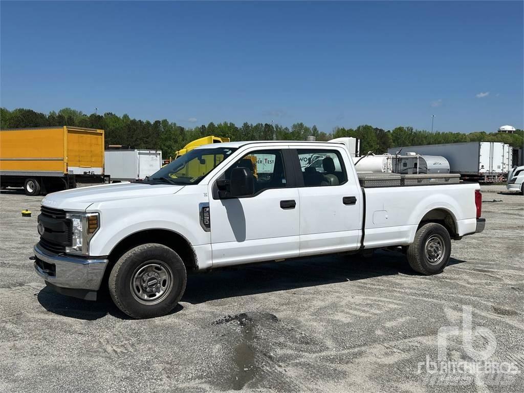 Ford F-250 Пікапи / Бічне розвантаження