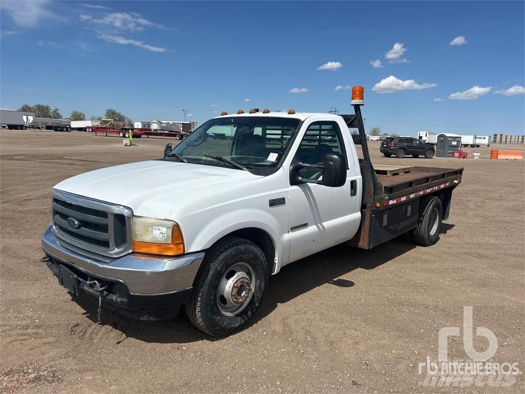 Ford F-350 Вантажівки-платформи/бокове розвантаження