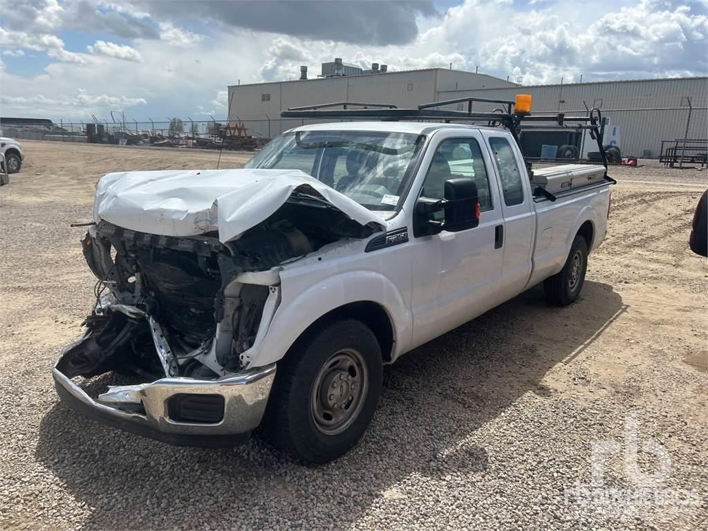 Ford F-350 Пікапи / Бічне розвантаження