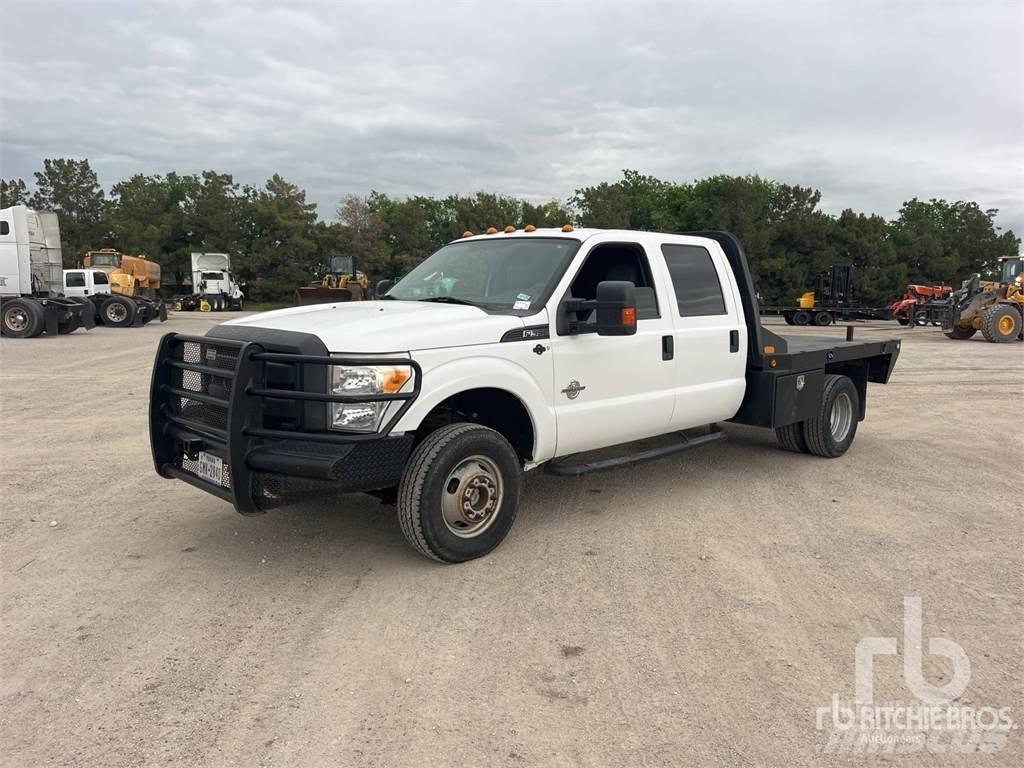 Ford F-350 Вантажівки-платформи/бокове розвантаження