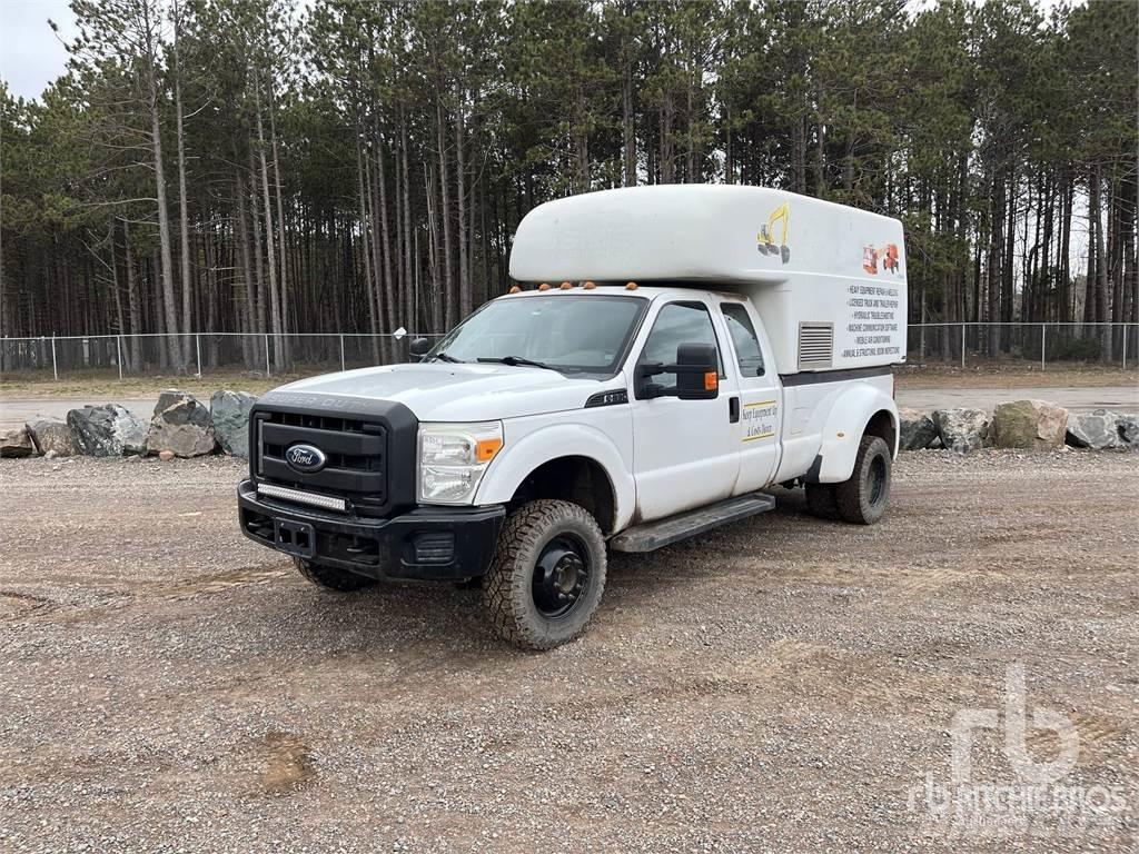 Ford F-350 Пікапи / Бічне розвантаження