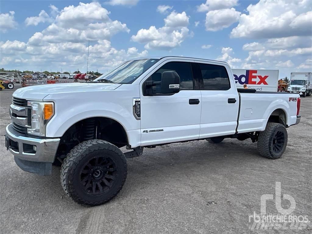 Ford F-350 Пікапи / Бічне розвантаження