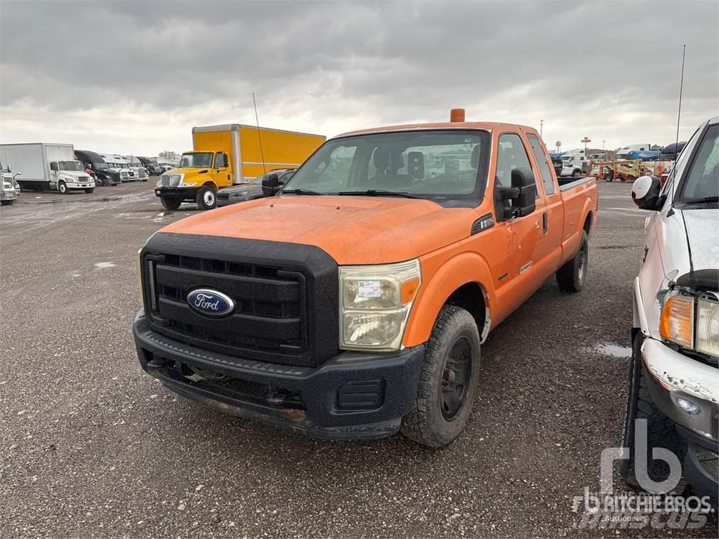 Ford F-350 Пікапи / Бічне розвантаження