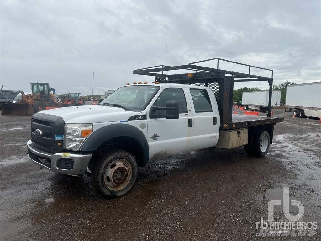 Ford F-450 Вантажівки-платформи/бокове розвантаження