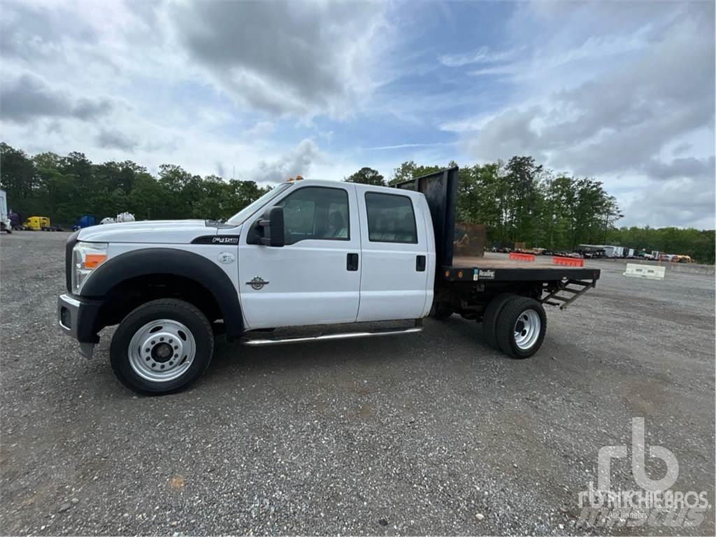 Ford F-450 Вантажівки-платформи/бокове розвантаження