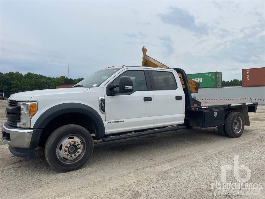 Ford F-450 Вантажівки-платформи/бокове розвантаження