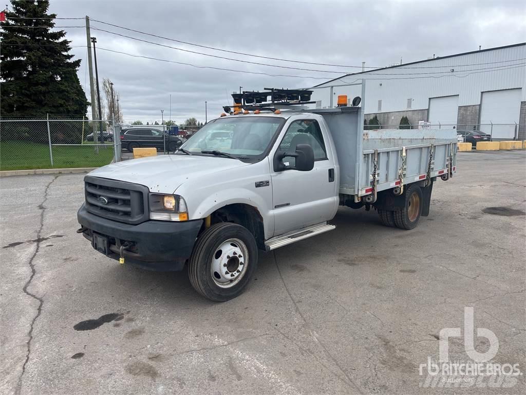 Ford F-450 SD Вантажівки-платформи/бокове розвантаження