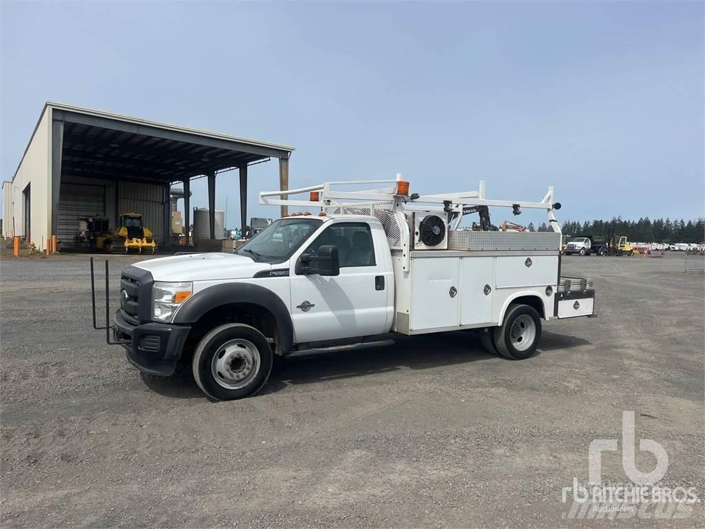 Ford F-550 Комунальні автомобілі / автомобілі загального призначення
