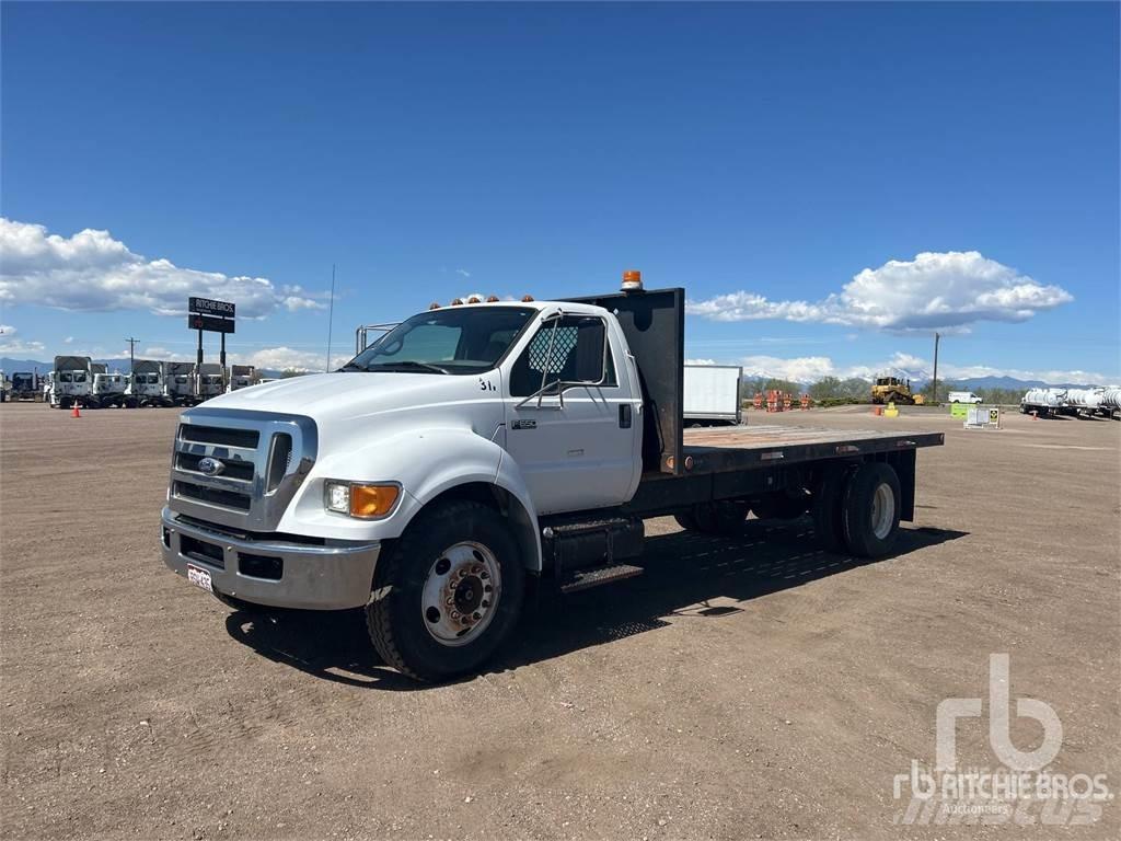Ford F-650 Вантажівки-платформи/бокове розвантаження