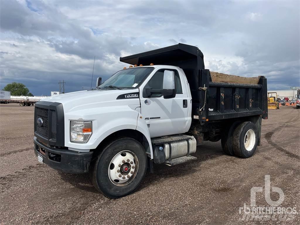 Ford F-750 Самоскиди