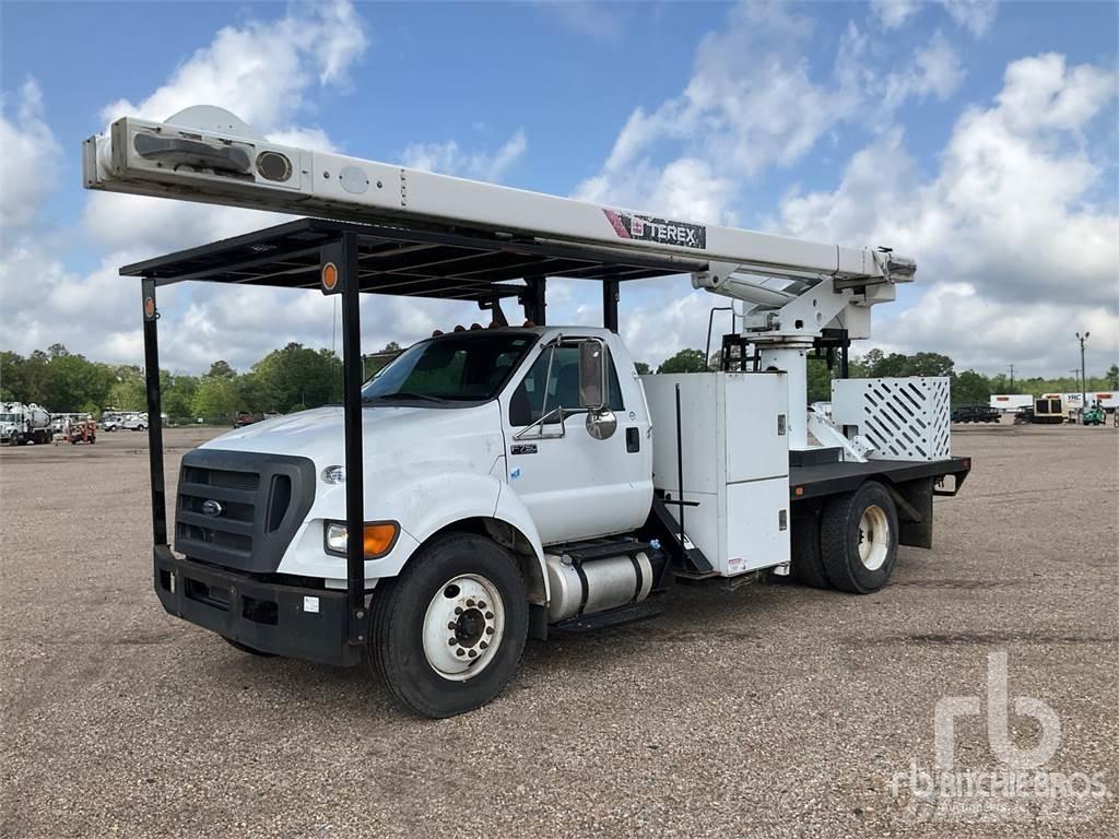 Ford F-750 Вишки-причепи
