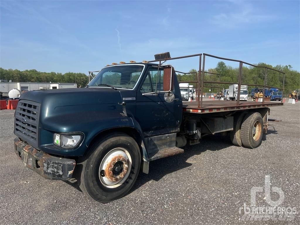 Ford F800 Вантажівки-платформи/бокове розвантаження