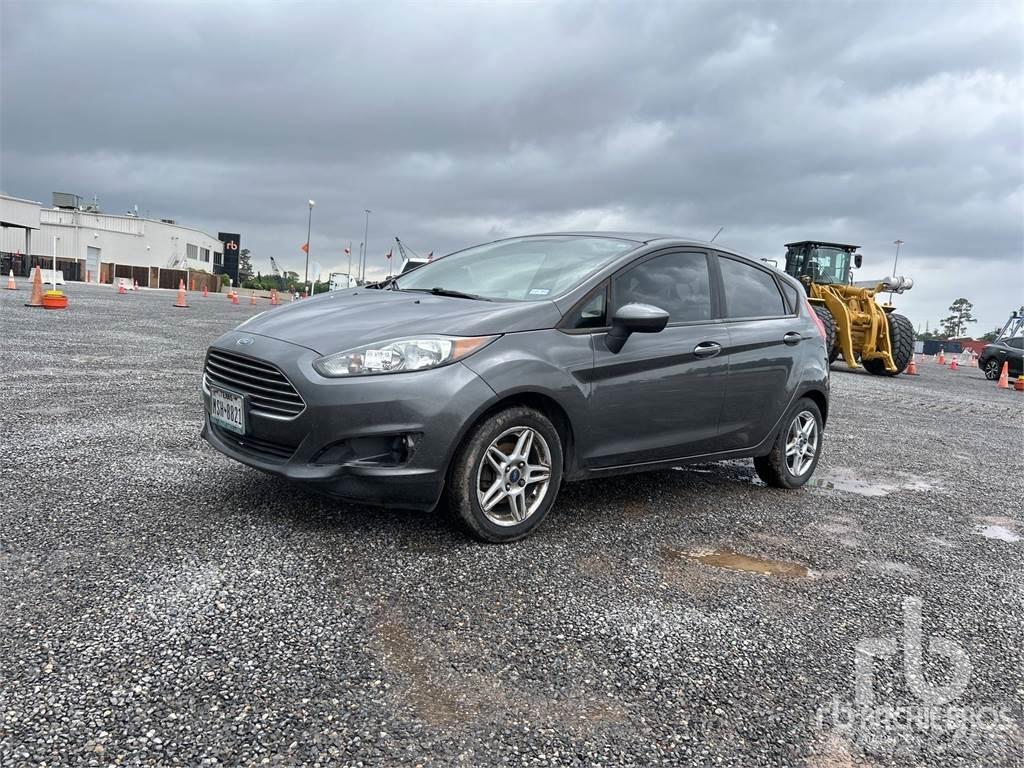 Ford FIESTA Автомобілі