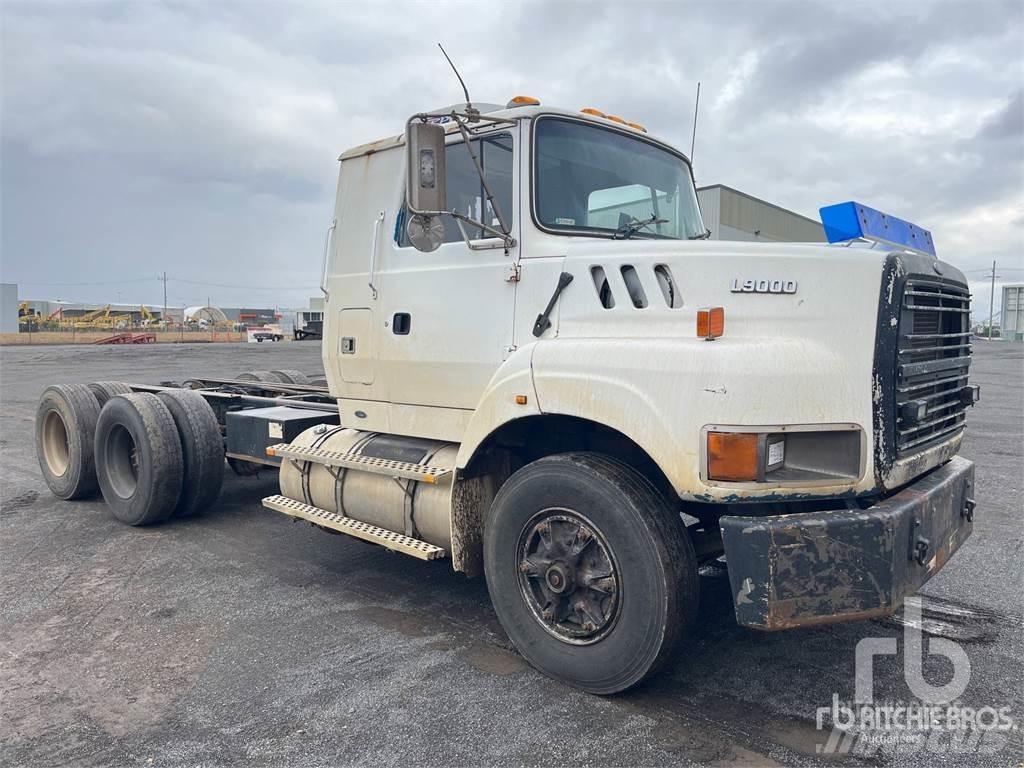 Ford L9000 Тягачі