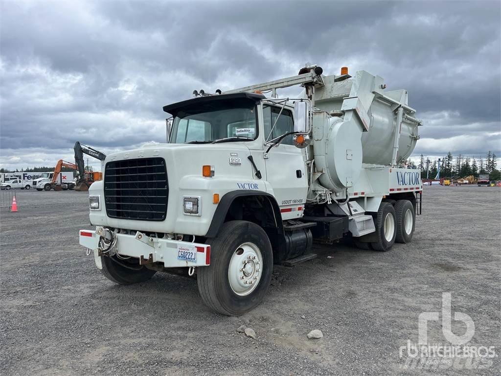 Ford LNT8000 Комбі/Вакуумні вантажівки