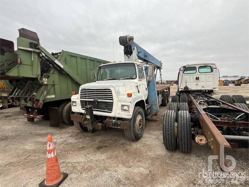 Ford LNT8000 Автокрани