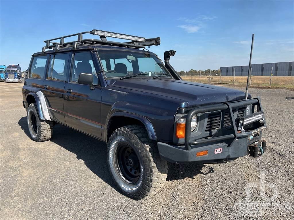 Ford MAVERICK Автомобілі