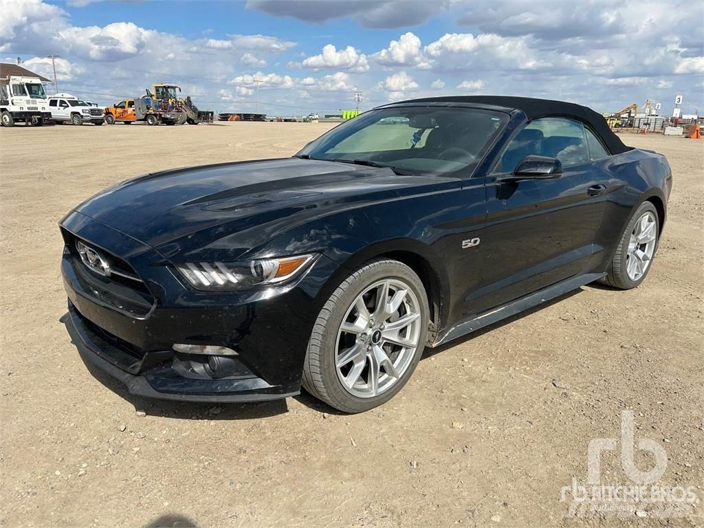 Ford MUSTANG Автомобілі