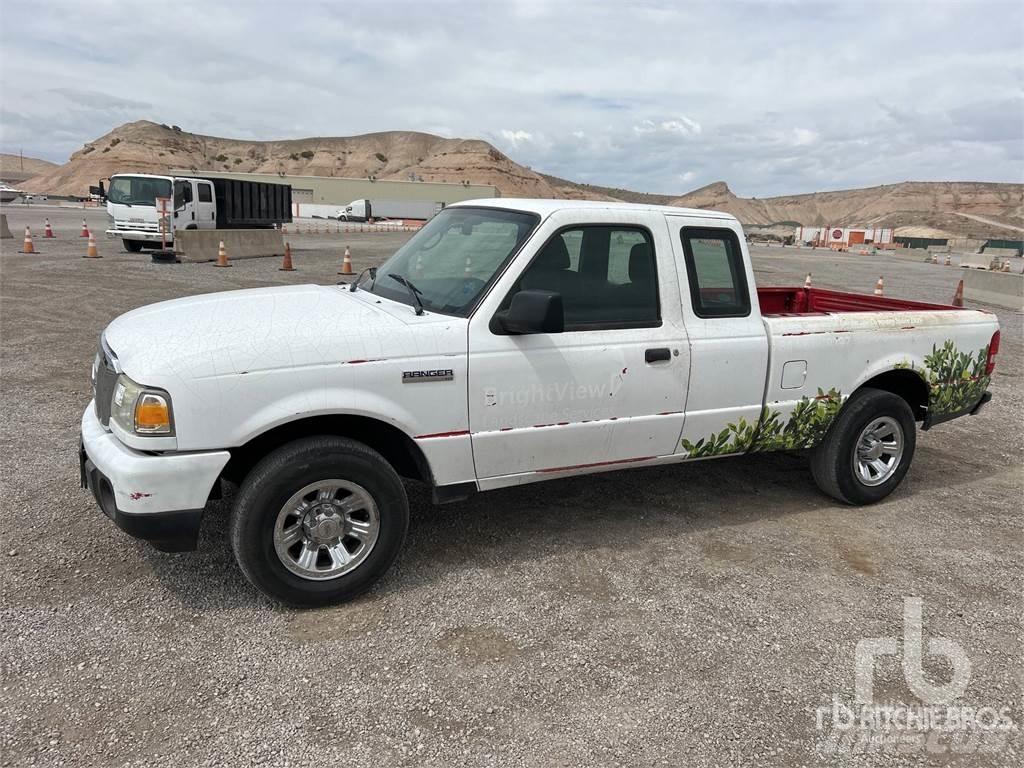 Ford RANGER Пікапи / Бічне розвантаження